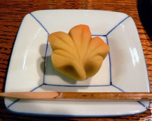 Makanan Penutup Favorit Para Kaisar di Jepang