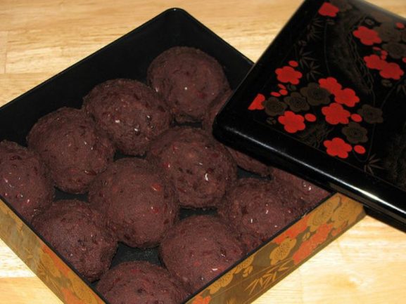 Makanan Penutup Favorit Para Kaisar di Jepang