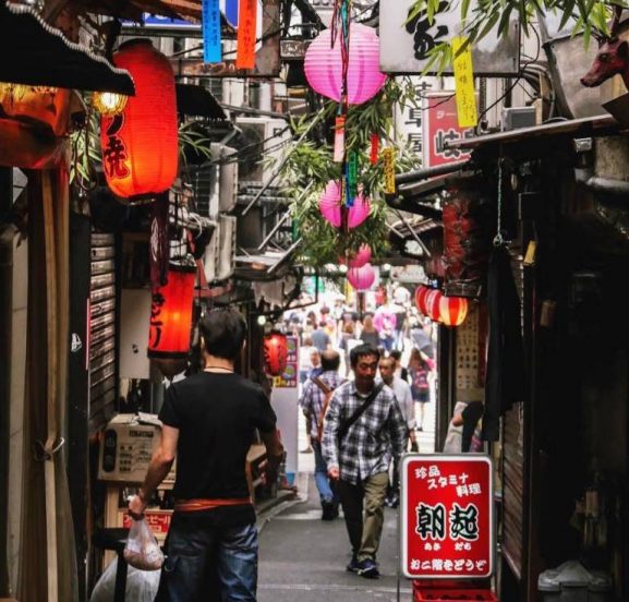 16 Tempat Menarik di Shinjuku Jepang Yuk Kunjungi dan Eksplorasi