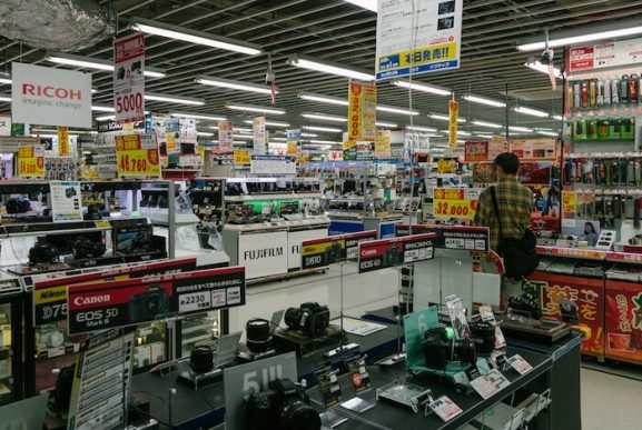 Beli Kamera di Jepang
