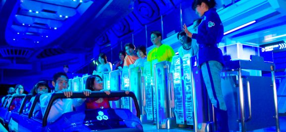 Wahana Terbaik Tokyo Disneyland