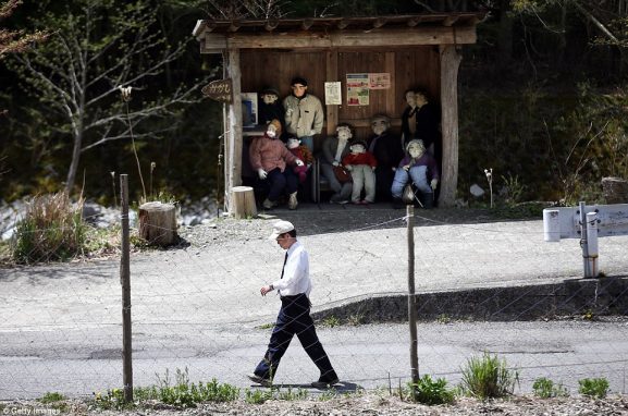 Kekurangan Penduduk Desa Jepang
