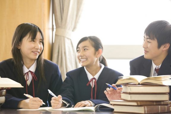 Bersekolah di Jepang