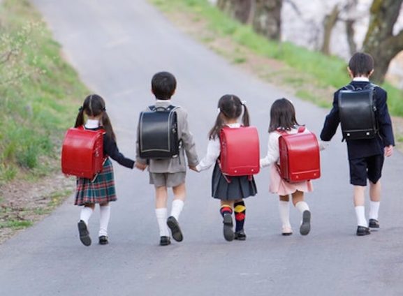 Bersekolah di Jepang