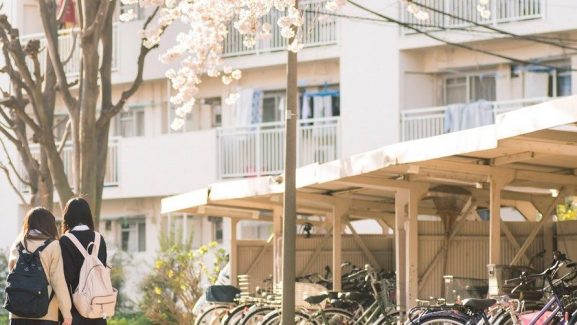 Bersekolah di Jepang
