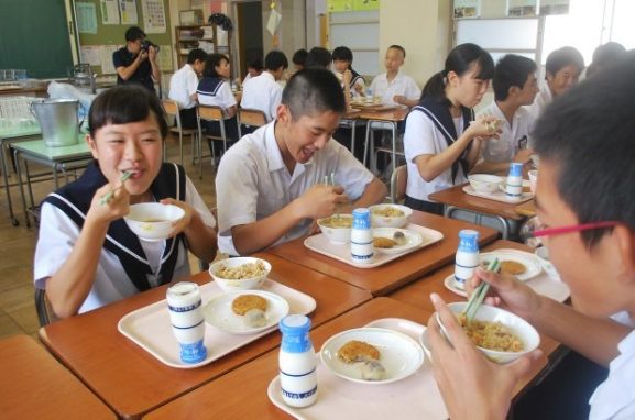 Bersekolah di Jepang
