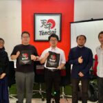 Perwakilan D-Spark dari Jepang berfoto bersama tim Tensai Indonesia usai pertemuan penjajakan kerja sama di kantor Tensai.